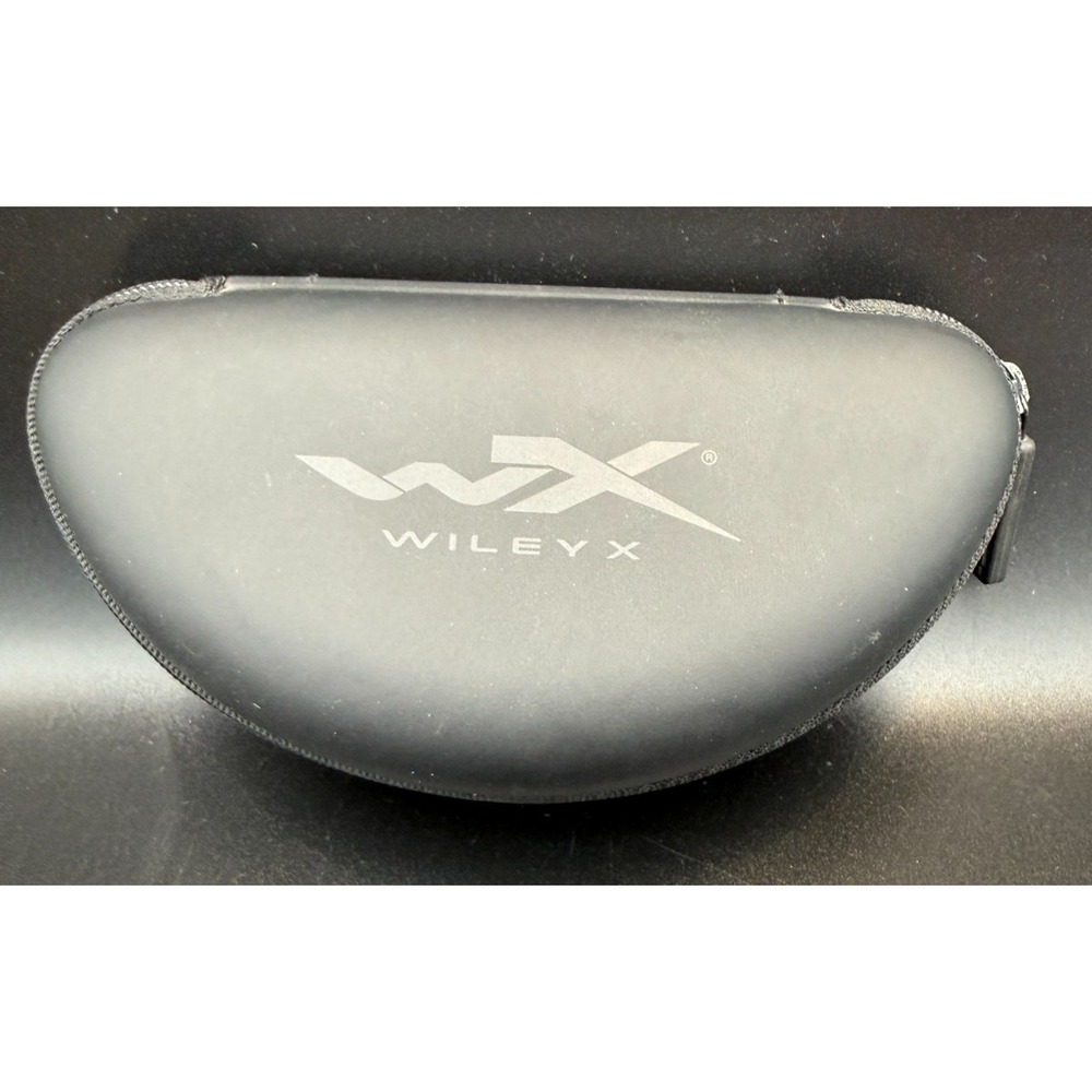 WX WILEYX HARD ZIPPER CASE BLACK WITH WIPE CLOTH EYEGLASSES/SUNGLASSES HARD CASE